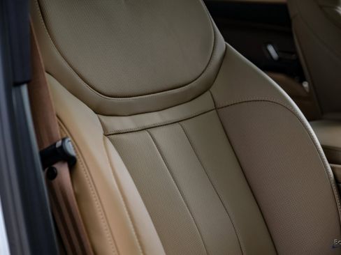 Used 2024 Land Rover Range Rover Sport SE image 41