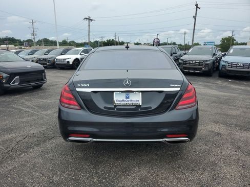Used 2018 Mercedes-Benz S 560 Sedan image 11