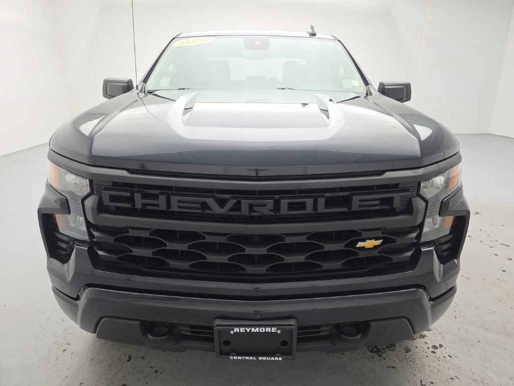 Used 2023 Chevrolet Silverado 1500 Custom AWD/4WD image 5