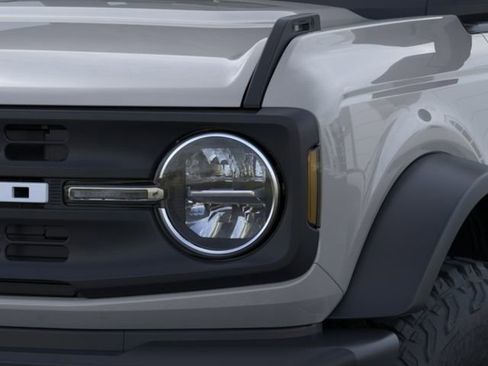 New 2026 Ford Bronco 4-Door image 20
