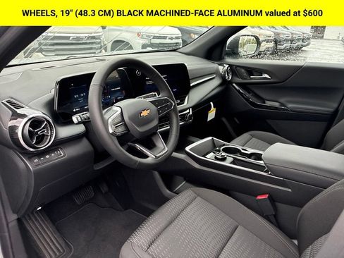 New 2027 Chevrolet Equinox LT AWD/4WD image 2