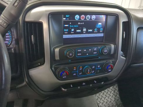 Used 2019 GMC Sierra 1500 SLE w/ SLE Value Package AWD/4WD image 33