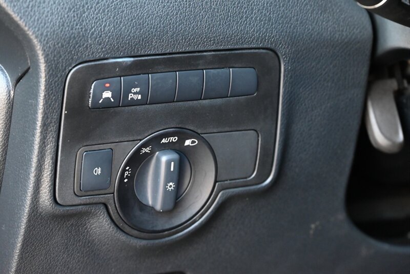 Used 2020 Mercedes-Benz Metris Passenger image 44