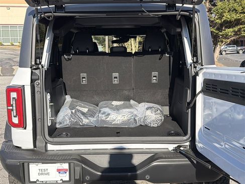 New 2025 Ford Bronco Badlands image 27