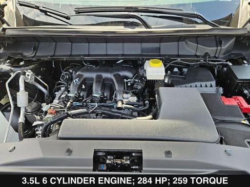 New 2026 Nissan Pathfinder SV image 32