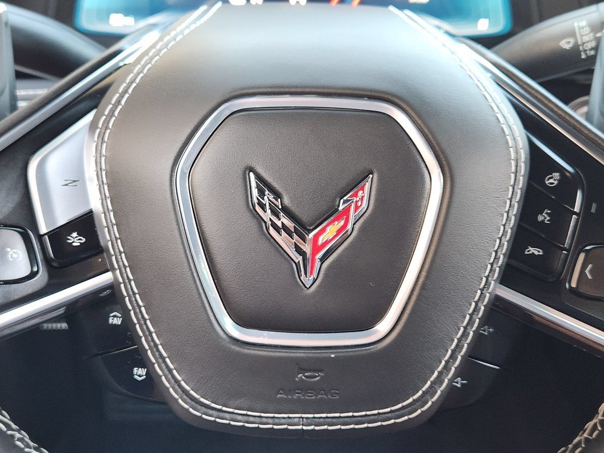 Used 2025 Chevrolet Corvette Stingray Preferred Conv w/ Z51 Performance Package RWD image 50
