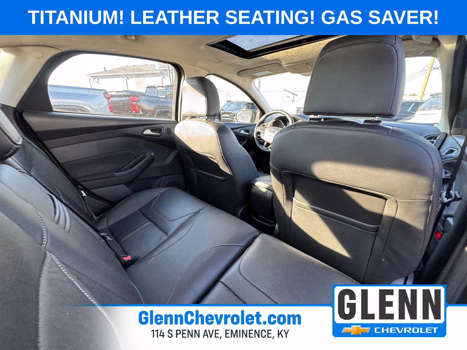 Used 2016 Ford Focus Titanium FWD image 32
