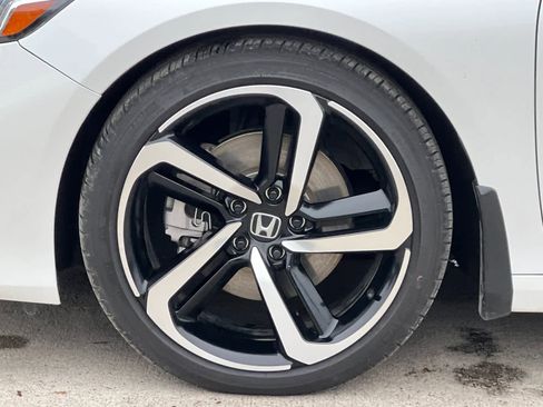Used 2022 Honda Accord Sport image 25