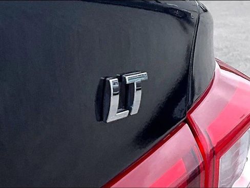 Used 2024 Chevrolet Malibu LT FWD image 9