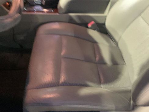 Used 2013 Lincoln Navigator L 4WD w/ HD Trailer Tow Pkg image 13