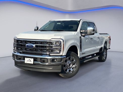 New 2026 Ford F250 Lariat w/ Chrome Package image 2