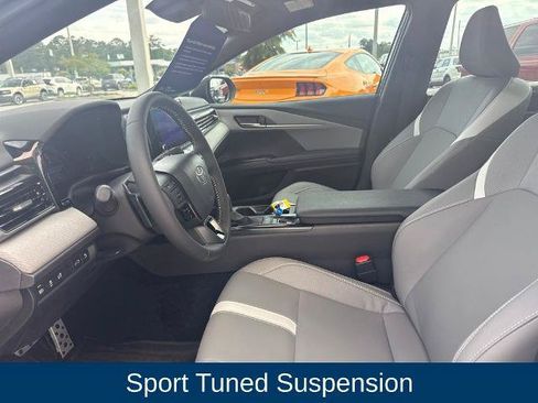 Used 2026 Toyota Camry SE FWD image 10