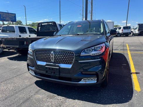 Used 2021 Lincoln Aviator Reserve w/ Equipment Group 202A AWD/4WD image 5