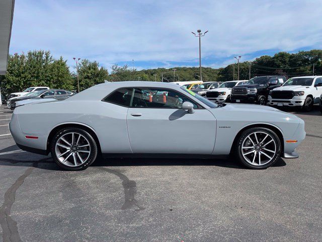 Used 2022 Dodge Challenger R/T w/ Plus Package RWD image 4