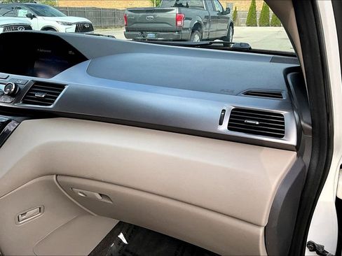 Used 2014 Honda Odyssey EX-L image 27