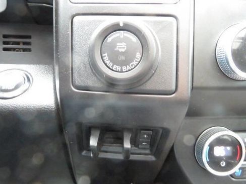 Used 2021 Ford Expedition Max Limited image 25