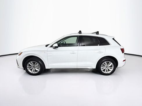 Used 2023 Audi Q5 2.0T Premium w/ Convenience Package AWD/4WD image 4