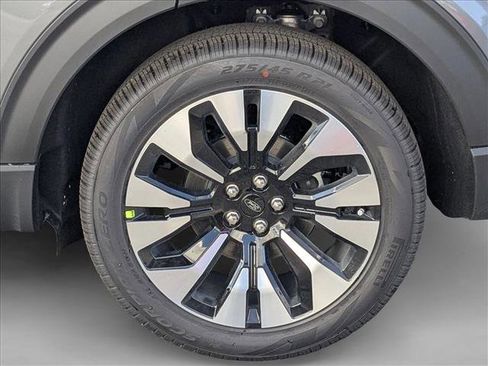 New 2026 Ford Explorer Platinum w/ LUX Leather Package image 9