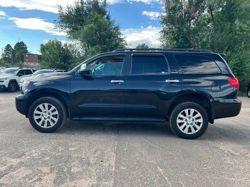 Used 2016 Toyota Sequoia Platinum AWD/4WD image 2
