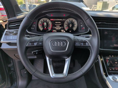 Used 2025 Audi Q7 3.0T Prestige AWD/4WD image 17