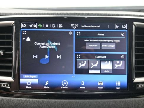 Used 2023 Chrysler Pacifica Touring-L FWD image 27