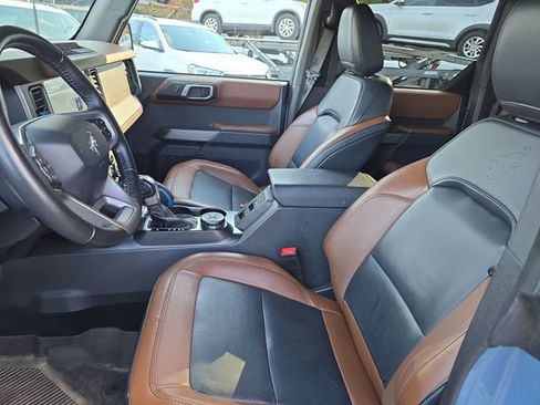Used 2023 Ford Bronco Outer Banks image 11