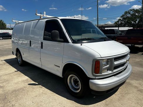 Used 2001 Chevrolet Express 1500 RWD image 7