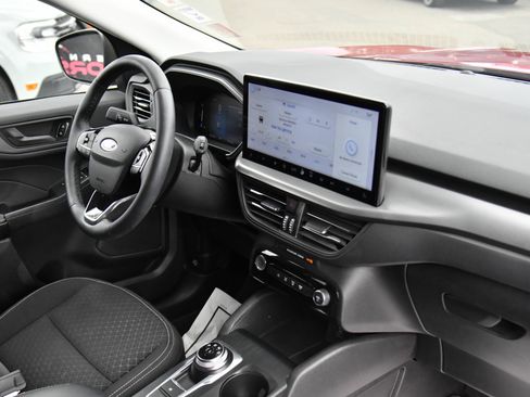 Used 2023 Ford Escape Active w/ Tech Pack #1 AWD/4WD image 46