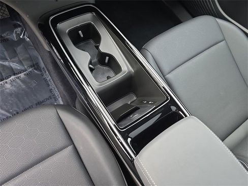 Used 2023 Volkswagen ID.4 Pro S image 28