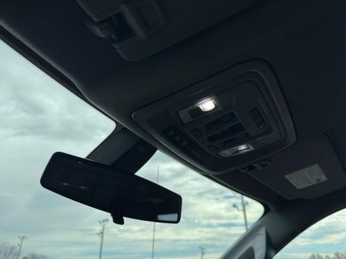 Used 2021 Chevrolet Silverado 1500 LT Trail Boss w/ Convenience Package II image 26