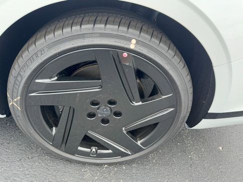 New 2026 Genesis G90 3.5T Prestige image 6