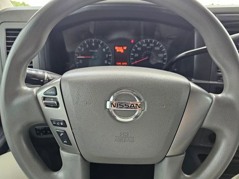 Used 2021 Nissan NV 2500 S RWD image 8