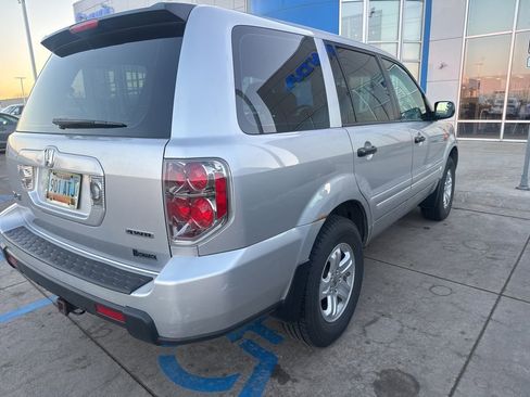 Used 2007 Honda Pilot LX image 2