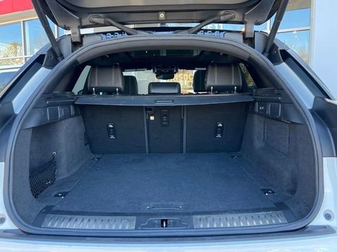 Used 2021 Land Rover Range Rover Velar R-Dynamic S image 29