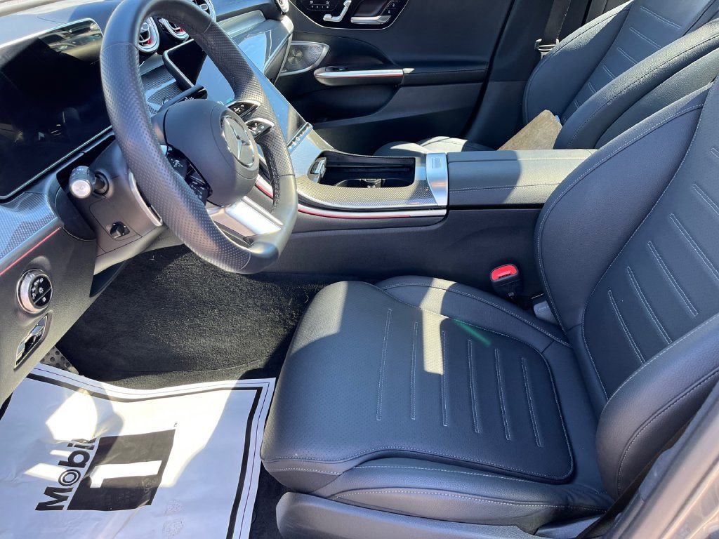 Used 2026 Mercedes-Benz C 300 4MATIC Sedan image 9