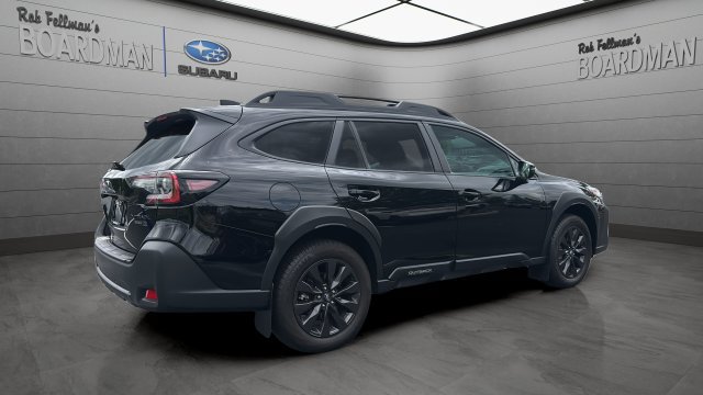 Used 2025 Subaru Outback Onyx Edition AWD/4WD image 4