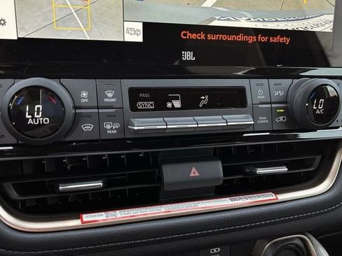 New 2026 Toyota Grand Highlander AWD Hybrid image 18