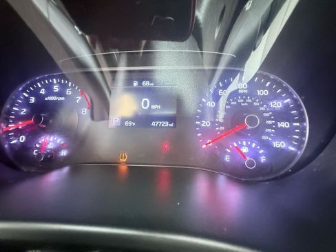 Used 2020 Kia Soul LX FWD image 15