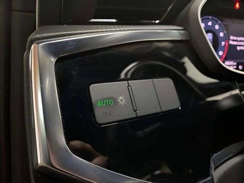 Used 2020 Audi Q3 2.0T Premium w/ Convenience Package image 29