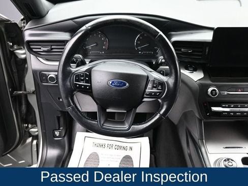Used 2020 Ford Explorer XLT w/ Comfort Package AWD/4WD image 17