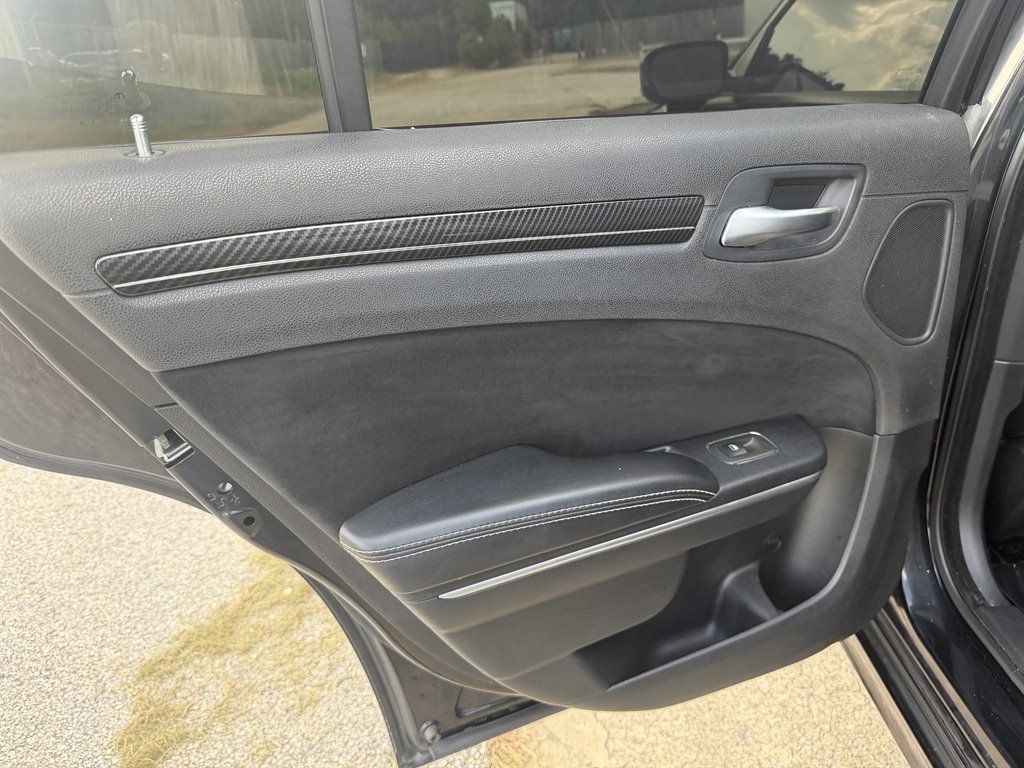 Used 2012 Chrysler 300 SRT8 w/ 19-Premium Speaker Group RWD image 16