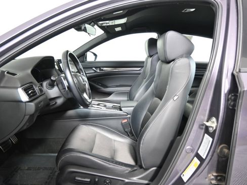 Used 2018 Honda Accord Sport image 26