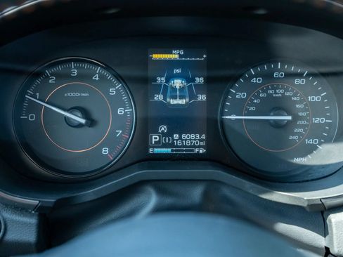 Used 2020 Subaru Crosstrek 2.0i Premium w/ Moonroof Package 1 AWD/4WD image 20