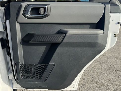 Used 2023 Ford Bronco Big Bend image 19