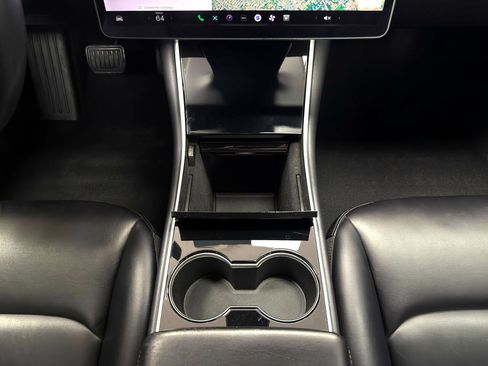 Used 2018 Tesla Model 3 Long Range image 19