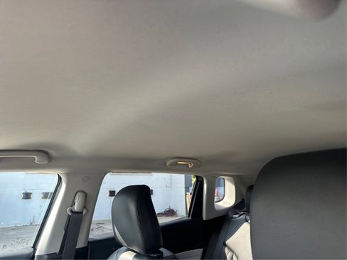 Used 2022 Jeep Compass Limited image 29