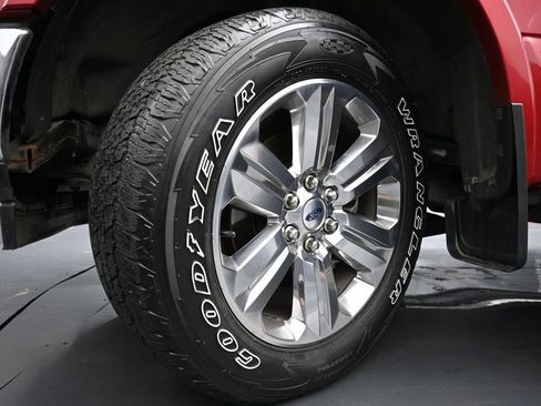 Used 2020 Ford F150 Lariat AWD/4WD image 29