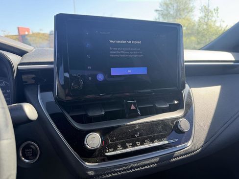 Used 2024 Toyota Corolla SE image 13