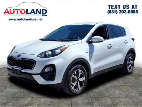 Used 2021 Kia Sportage LX image 1