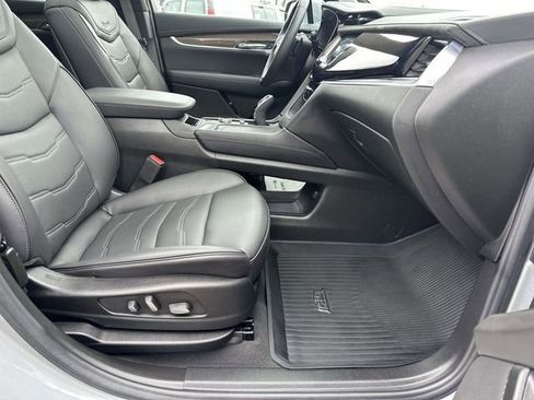 Certified 2025 Cadillac XT6 Premium Luxury w/ Platinum Package AWD/4WD image 53